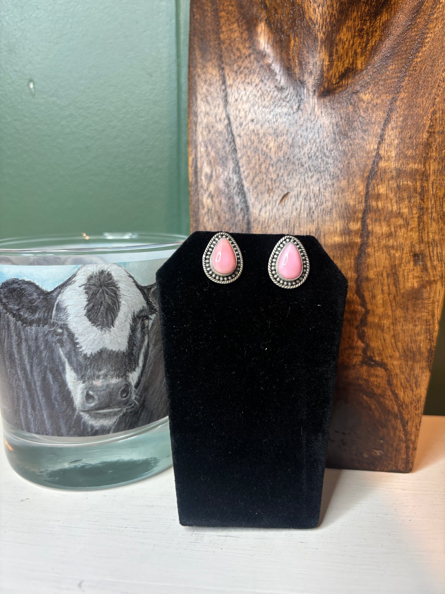 Pink Conch Stud Earrings