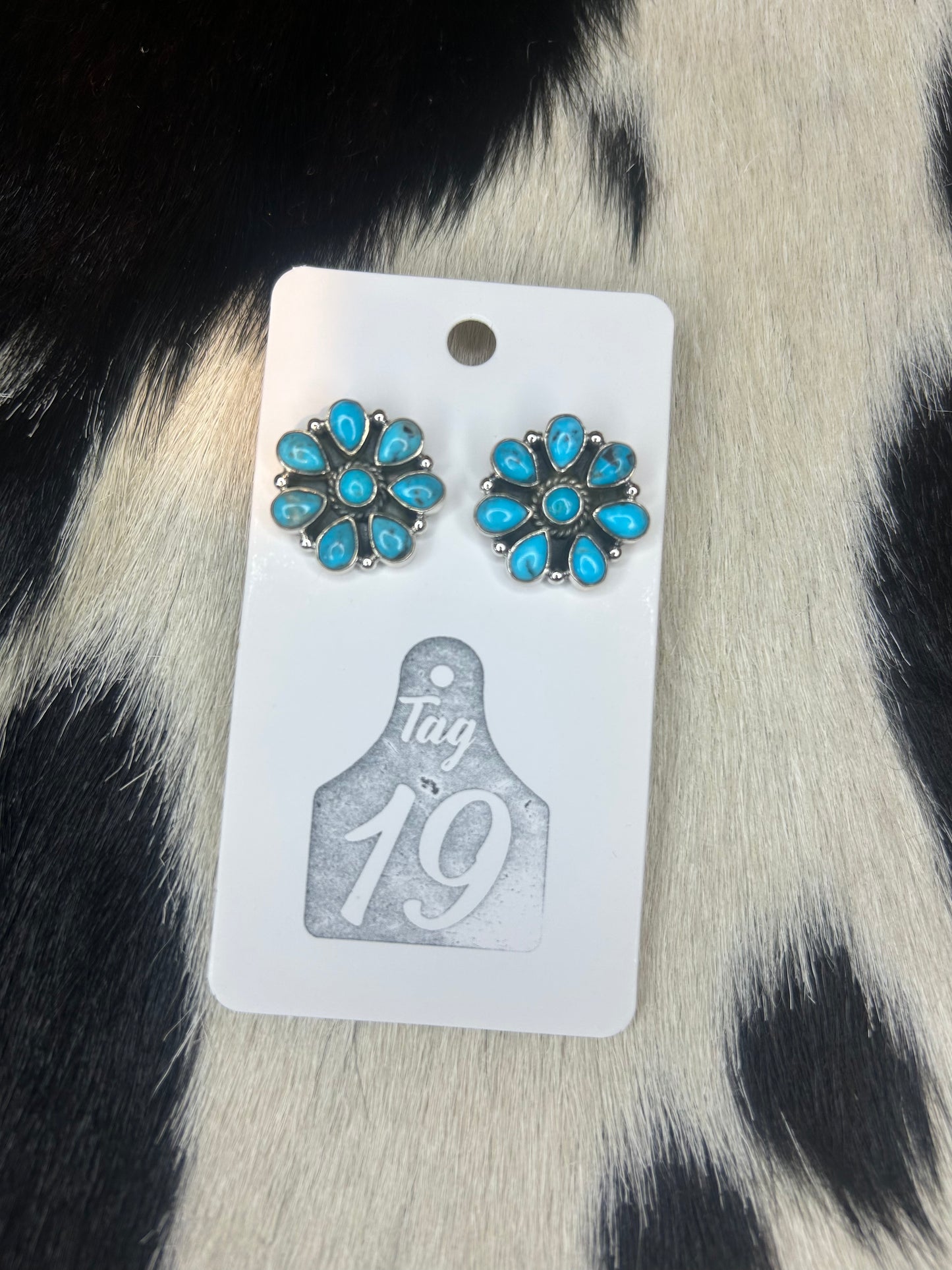 Turquoise Flower Cluster