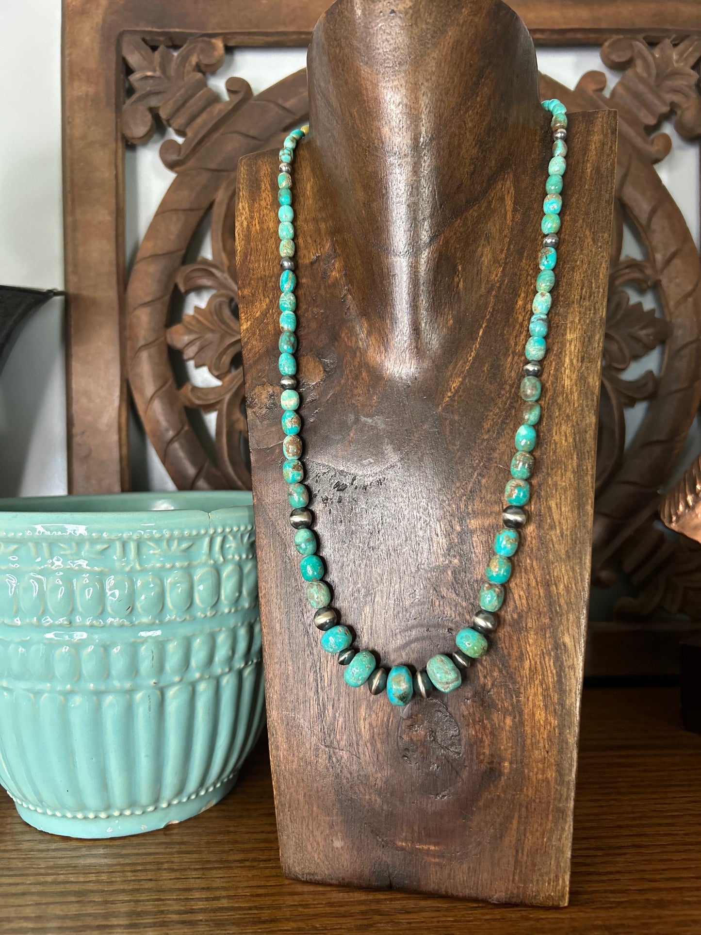 Graduated Turquoise Necklace