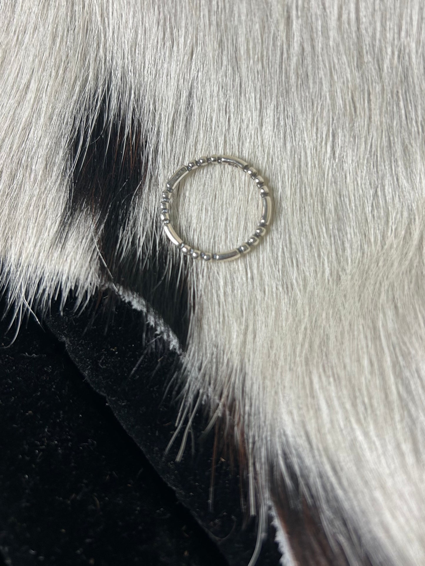 Bar Triple Dot Ring