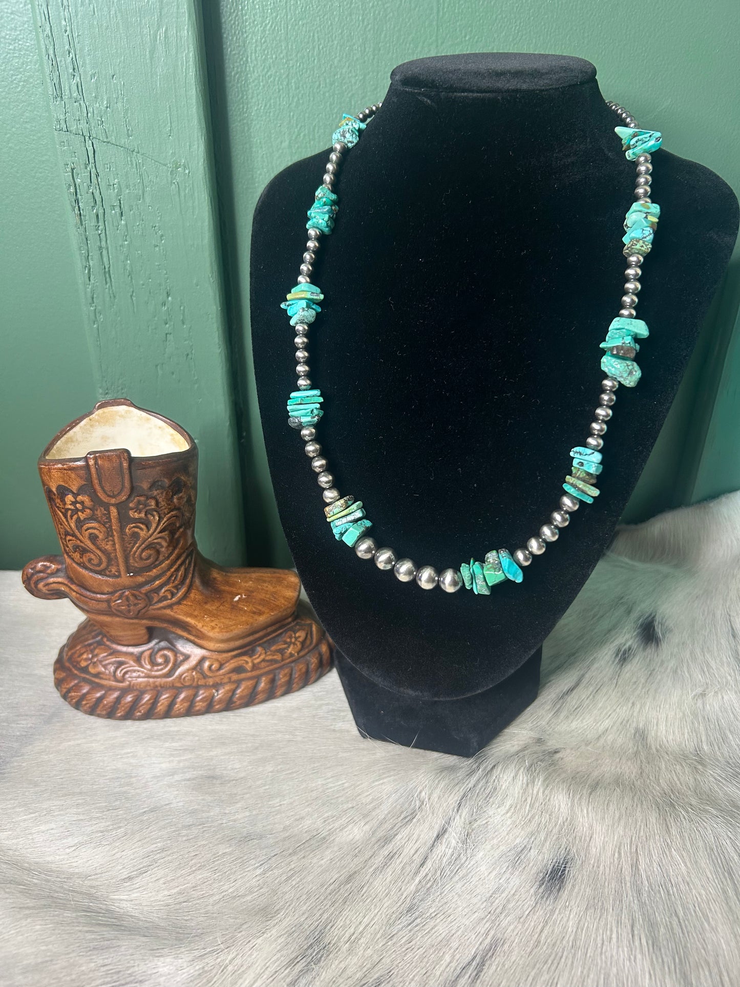Hubei Turquoise Necklace
