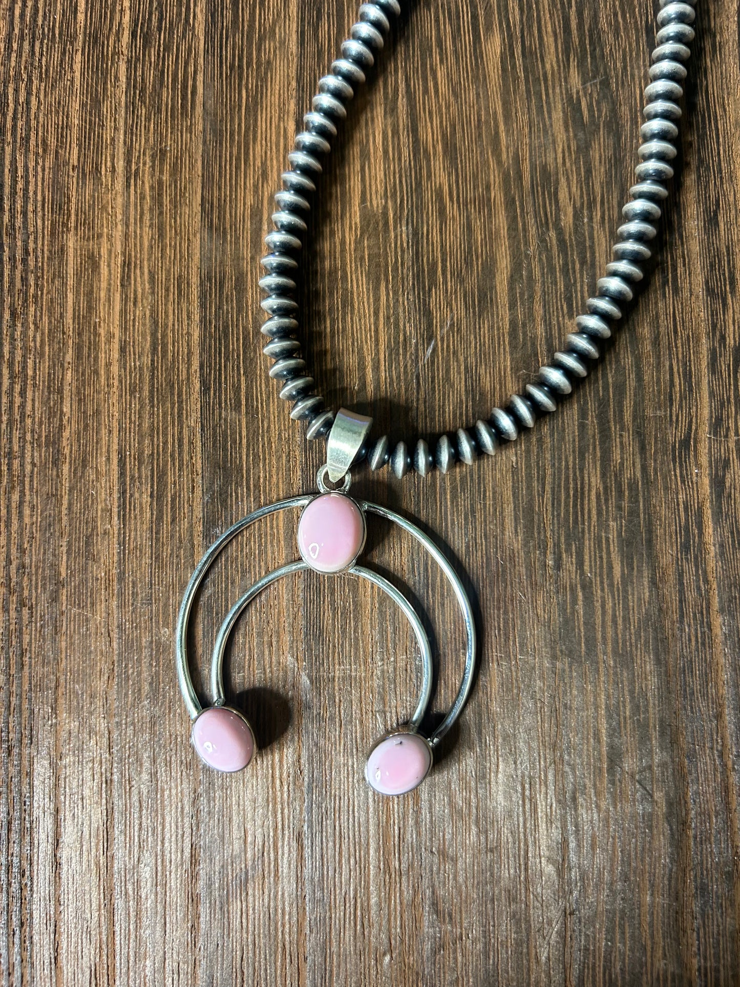 Pink Conch Naja Pendent