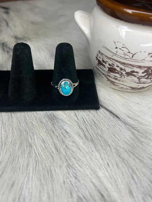 Oval Turquoise Ring