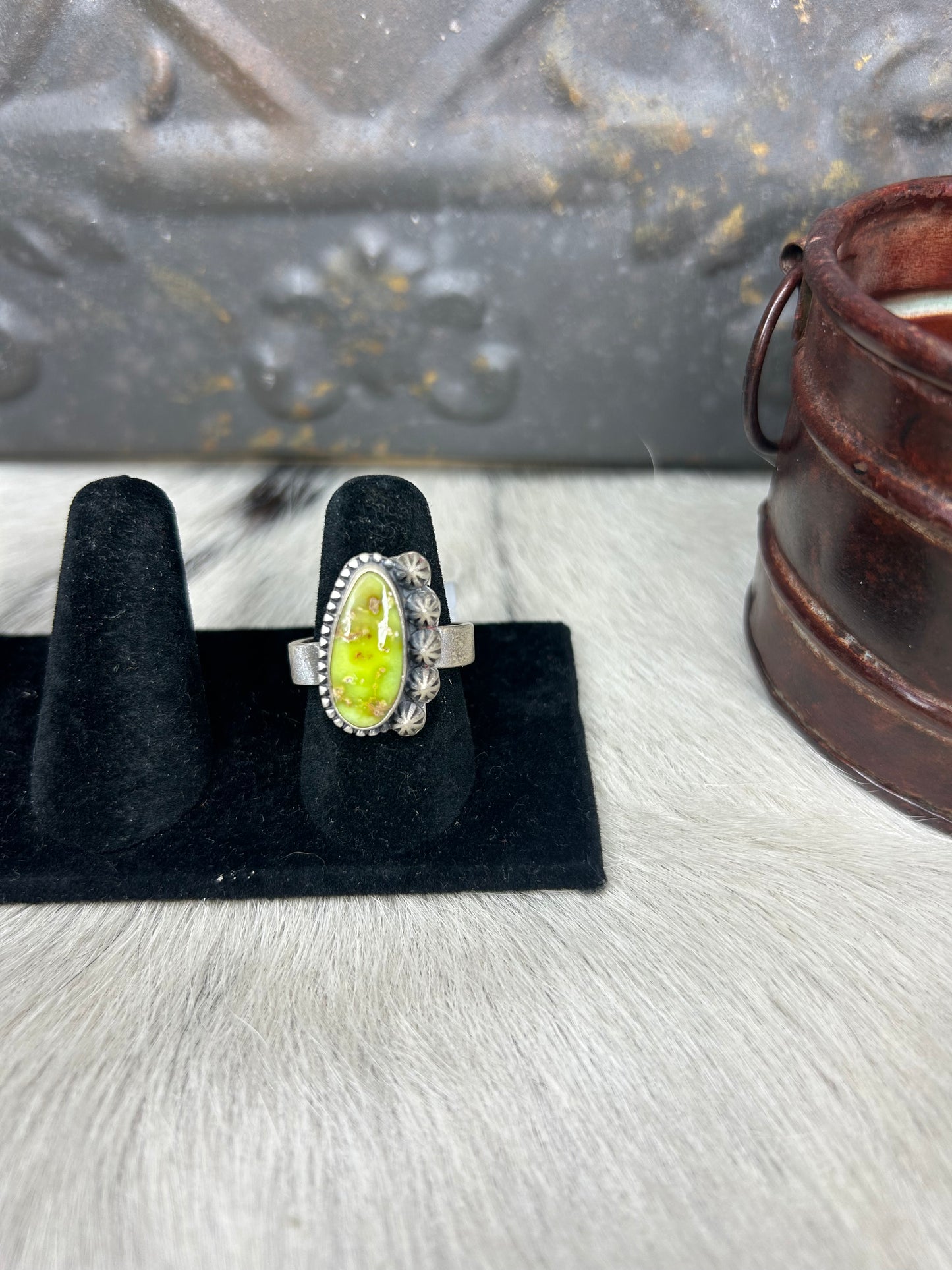 Palomino Adjustable Ring