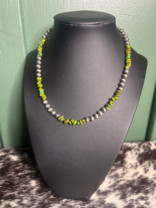 Green Turquoise Chip Necklace