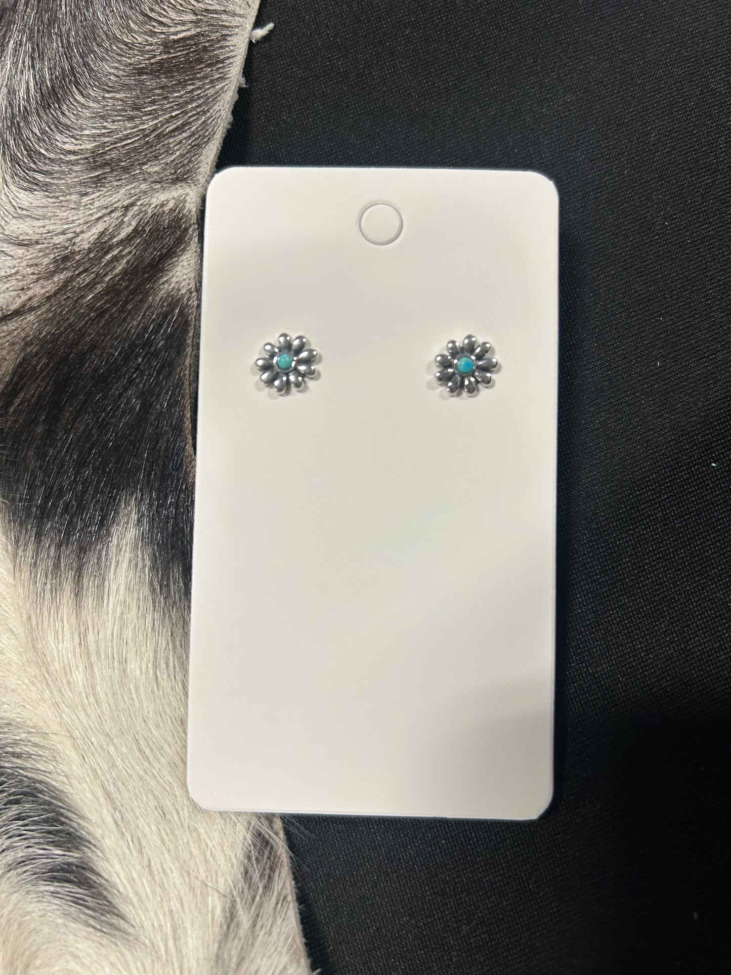 Daisy Turquoise Stud