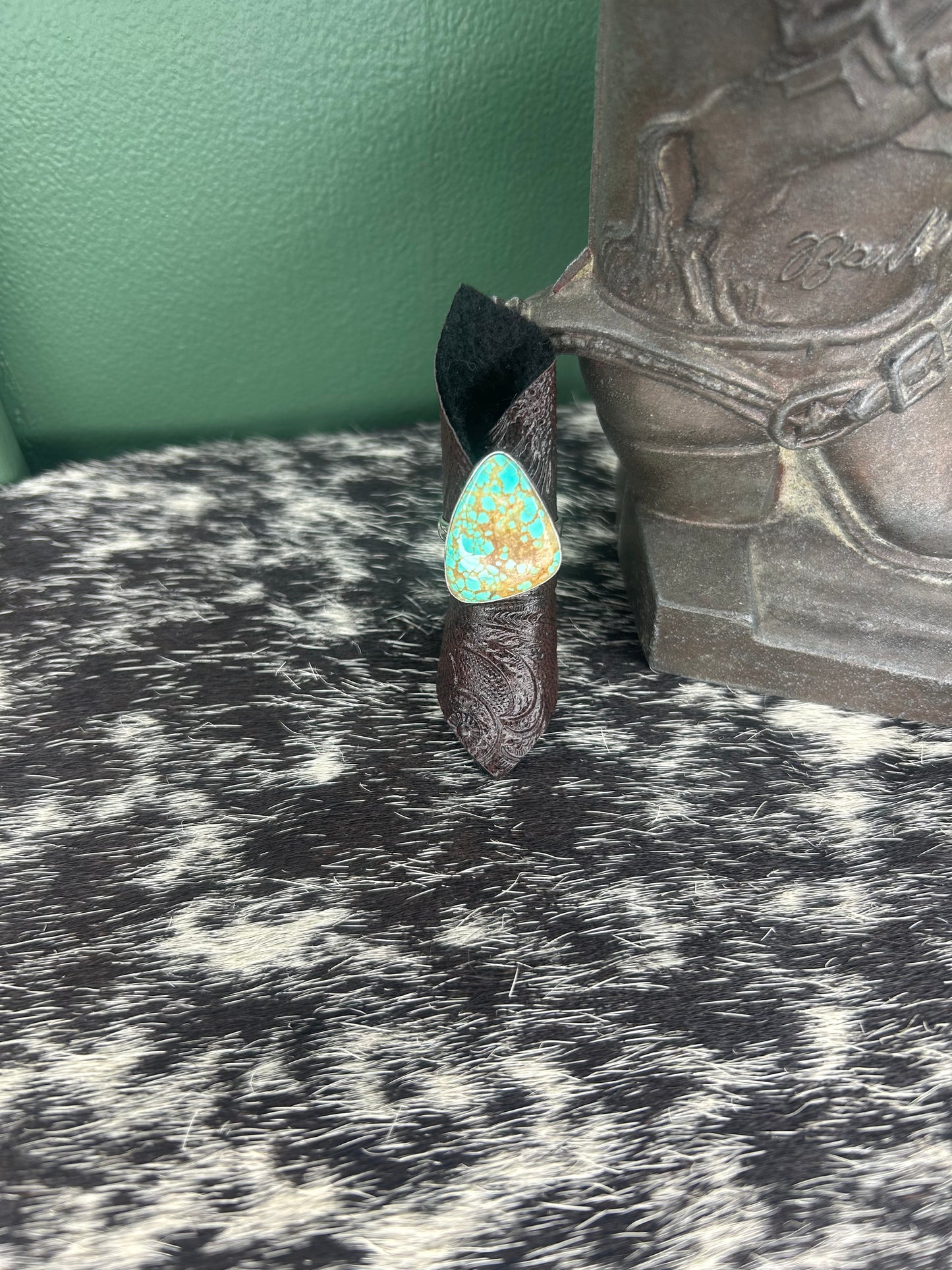 Mine 8 Turquoise Ring