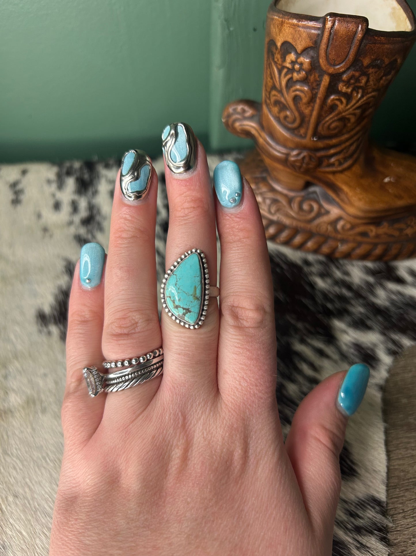 Mine 8 Turquoise Ring