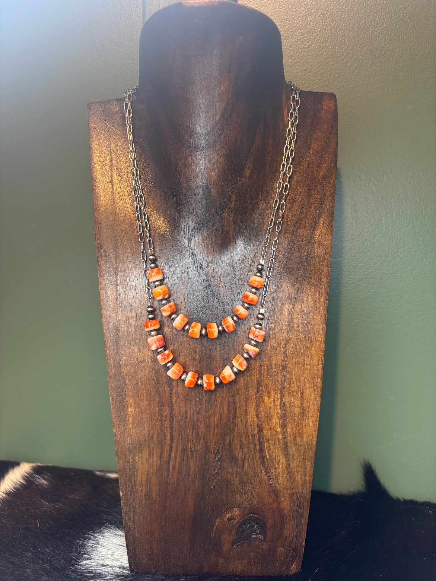 Extended Bar Orange Spiny Necklaces