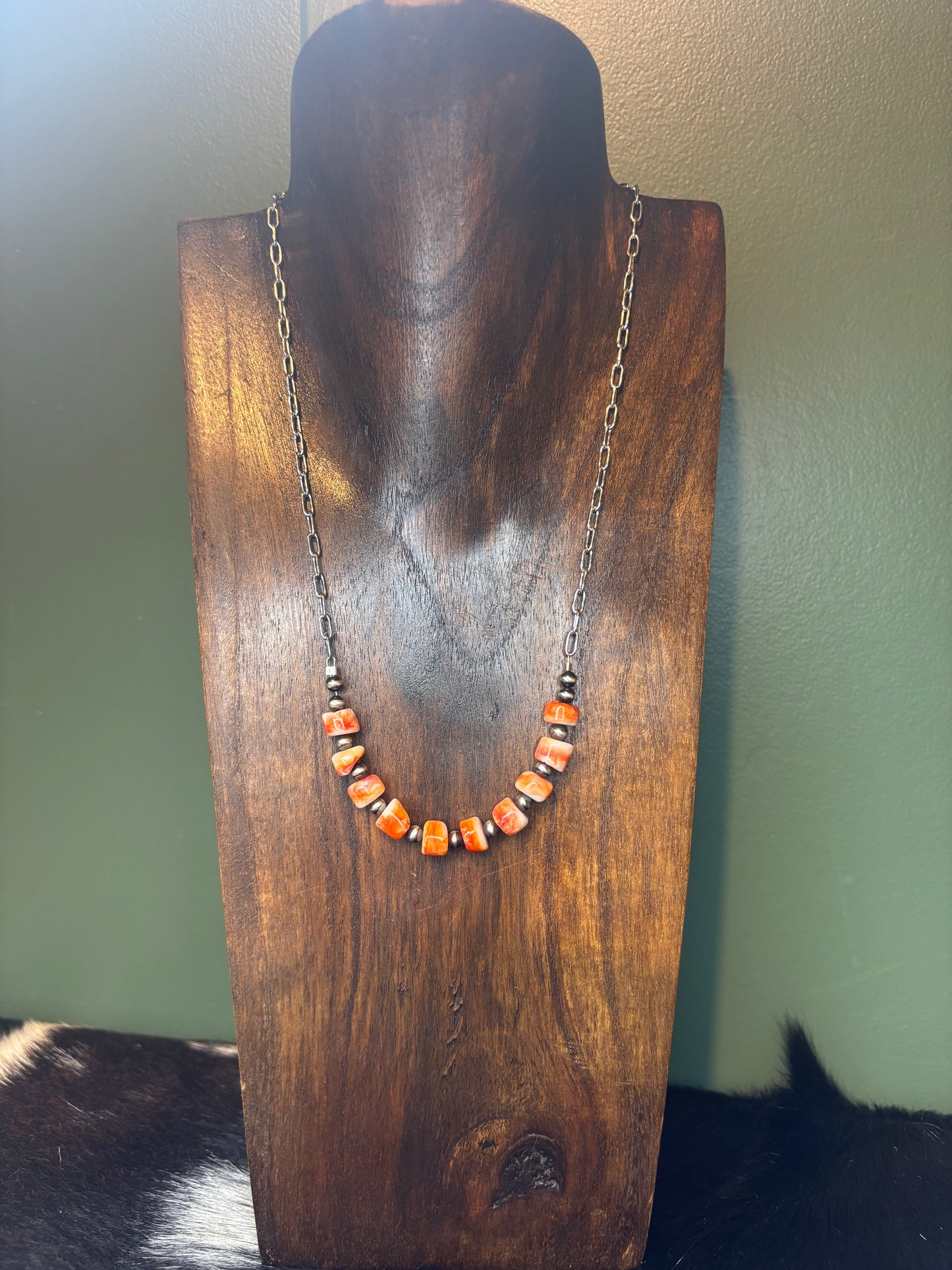Extended Bar Orange Spiny Necklaces