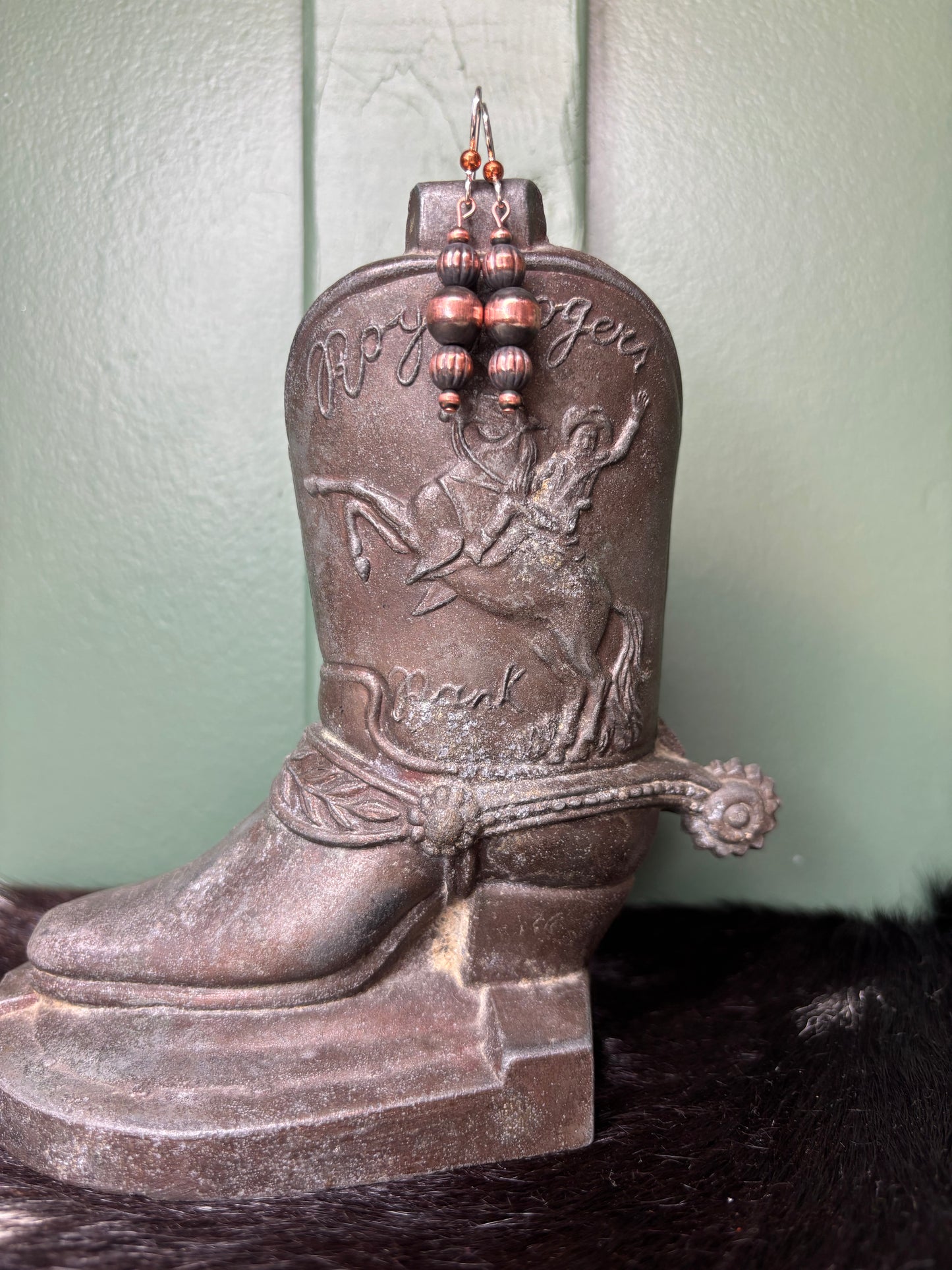 Graduated Corrugated Copper Pearl Dangle Earrings
