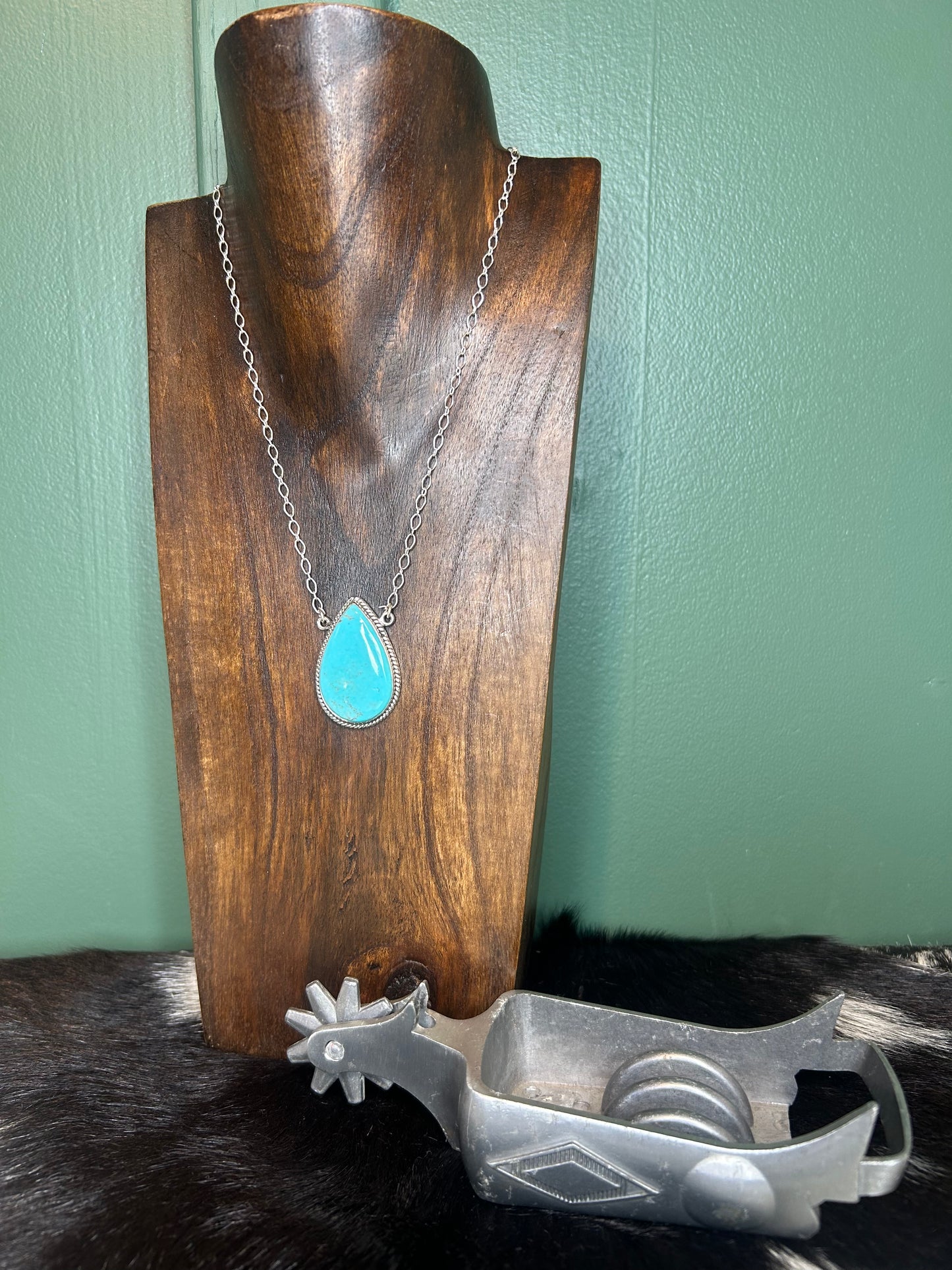 Pear Turquoise Chain Necklace