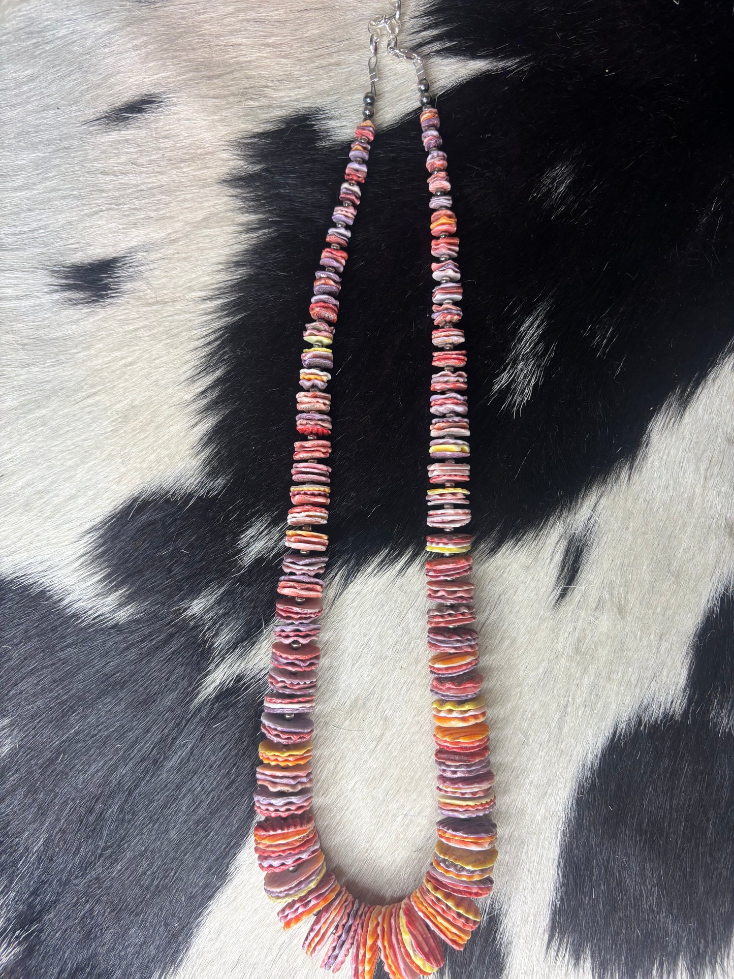 Sterling Silver Royal Pectin Shell Graduated Necklace