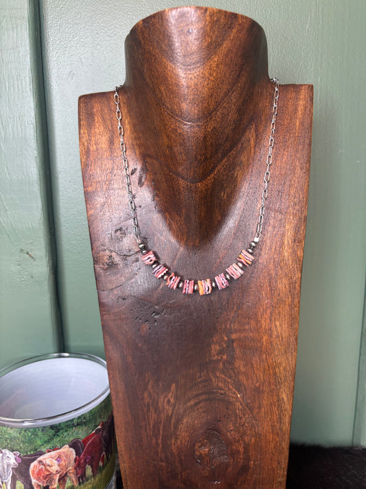 Extended Bar Royal Pectin Shell Necklace