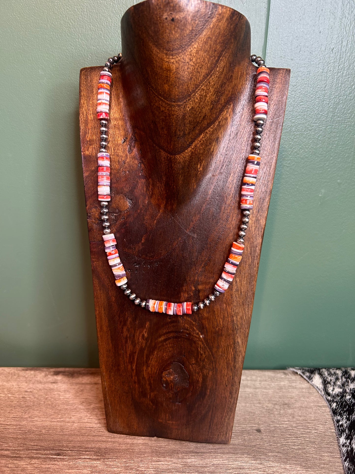 Wampum & Spiny Necklace