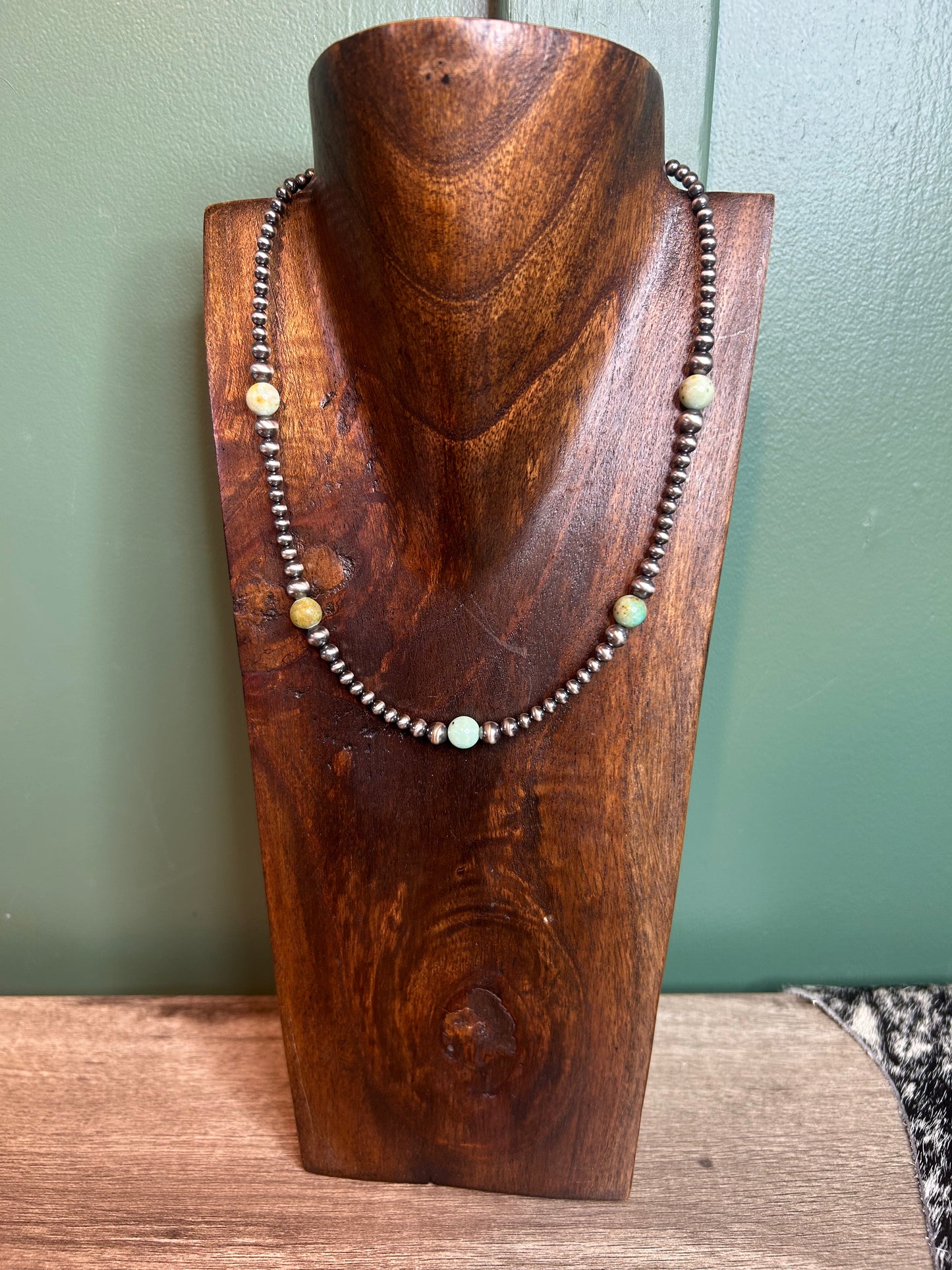 Varasite Necklace