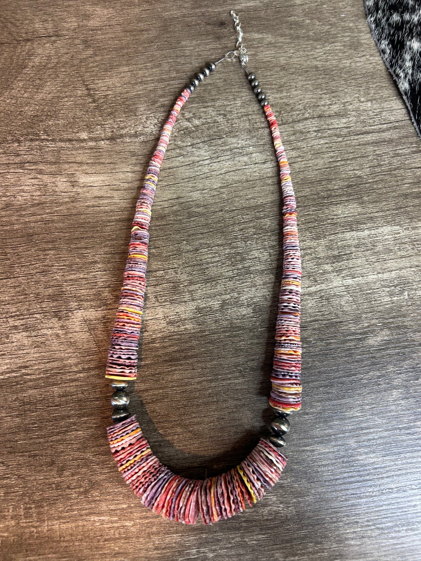 Royal Pectin Shell Necklace